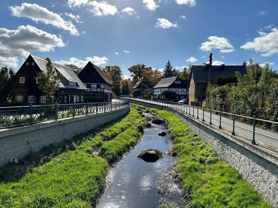 Rustikales Studio-Apartment Blockstube Im Haus Selma Großschönau Eksteriør bilde
